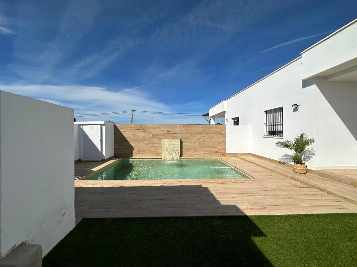 Sumatra Chalet Chiclana de la Frontera Luaran gambar
